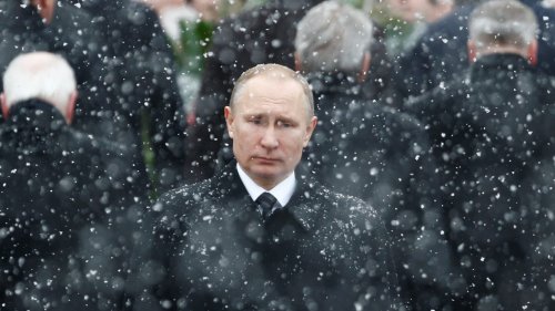 Putin’s Own Allies Turn On Him as Ukraine Unleashes Hell in Stolen Russian Tanks