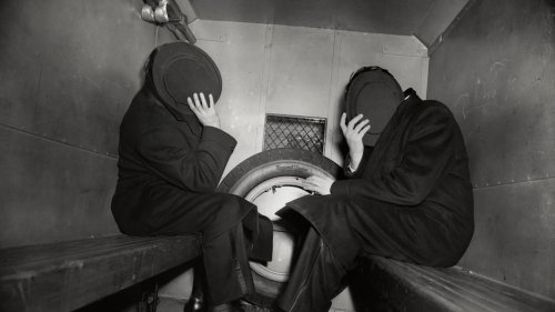 Murder, Mayhem, and Mishaps: Inside Weegee’s New York (PHOTOS)