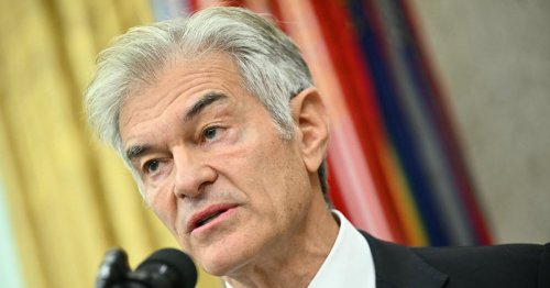 Dr. Oz’s Family Gives Update After Granddaughter Fainted in Front of Trump