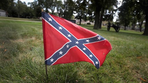 Jail Officer Swears Her Confederate Flag Prom Dress Isn’t Racist