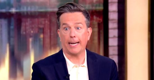 ‘The Office’ Star Awkwardly Dodges Trump Question on ‘The View’