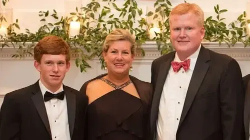 Sheriff’s Report on Alex Murdaugh Shooting Raises More Questions
