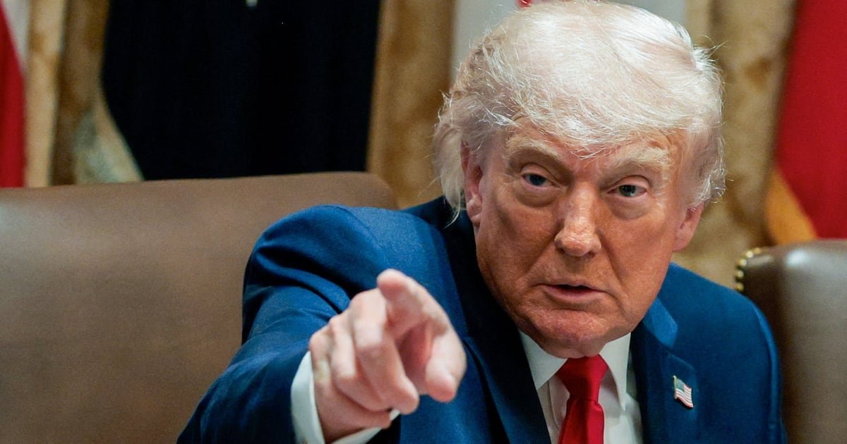 Fallen Billionaire Fraudster Asks Trump for a Huge Favor
