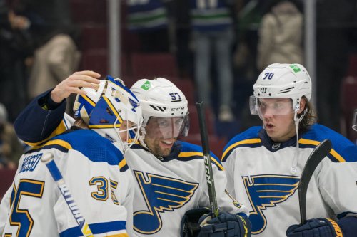 NHL Roundup: Blues keep rolling, Pens stay hot, Kraken take down Panthers, and more