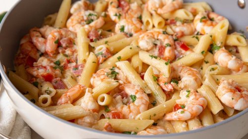 This Creamy Shrimp Pasta Recipe Only Takes 30 Minutes To Make