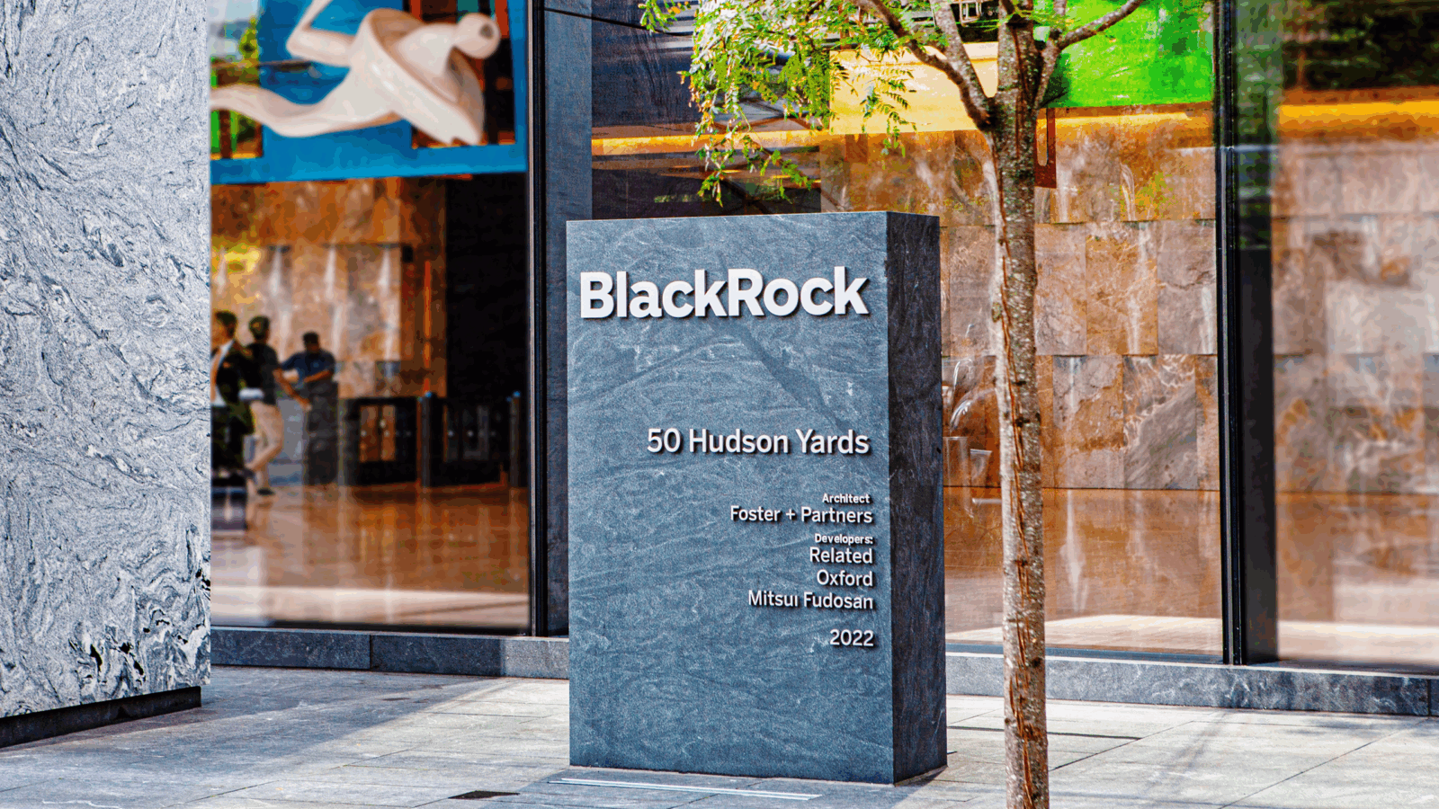 BlackRock, State Street Launch Tokenized Stablecoin Products for Institutional Investors