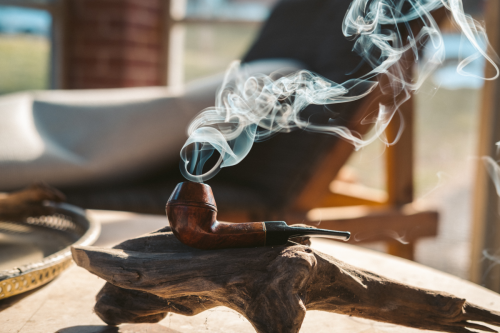 Big Tobacco’s Big Problem: The US Isn’t Lighting Up