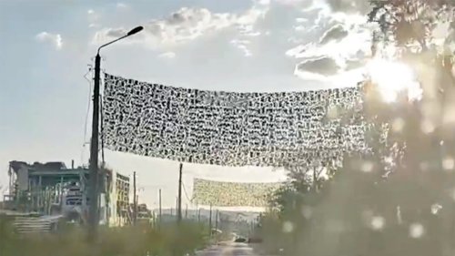 Russia Hanging Nets Between Lamp Posts To Counter FPV Drones