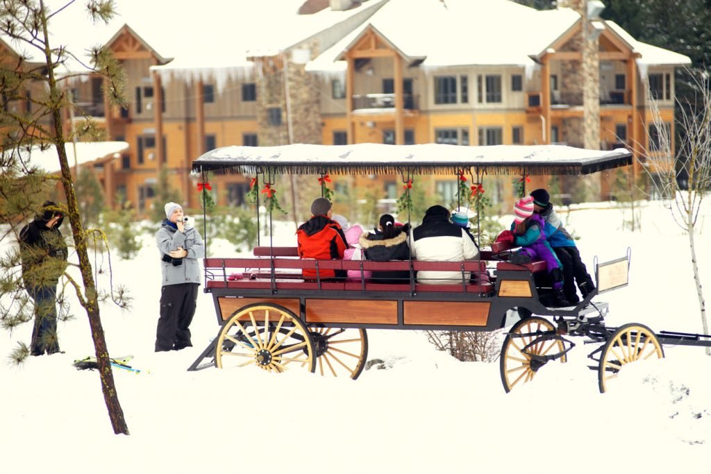 Embrace Winter Wonders at 6 Family-Friendly Resorts