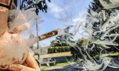How To Keep Your Lungs Healthy And Happy As A Marijuana Toker