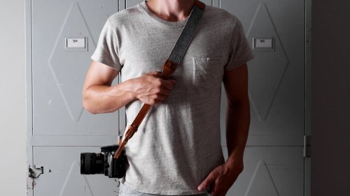Hardgraft Hang Camera Strap has a classic leather design that works with nearly any camera