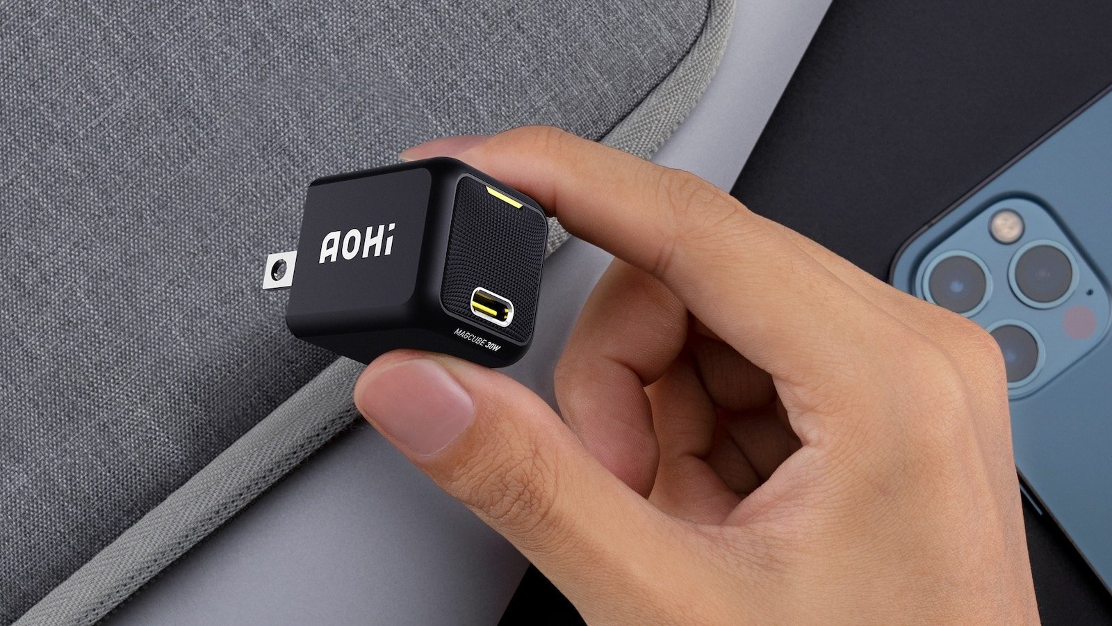 AOHI Magcube 30W PD Mini Charger rapidly powers USB-C gadgets up to 3 times faster