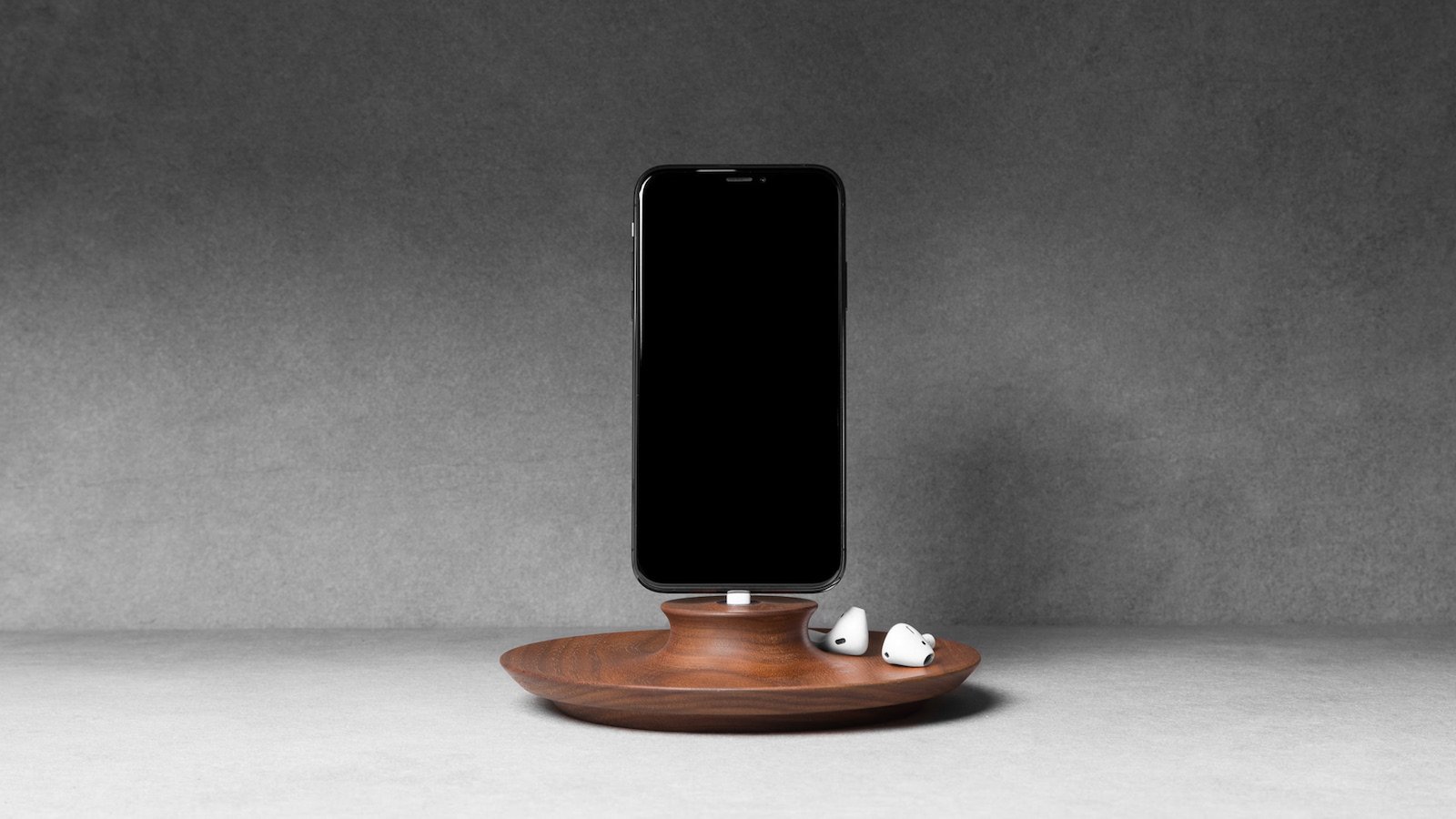 Yohann iPhone Charging Stand provides an ideal angle for viewing your device