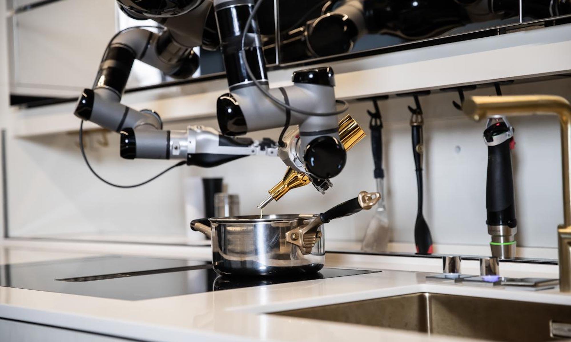Meet Moley–the futuristic robotics kitchen from CES 2021