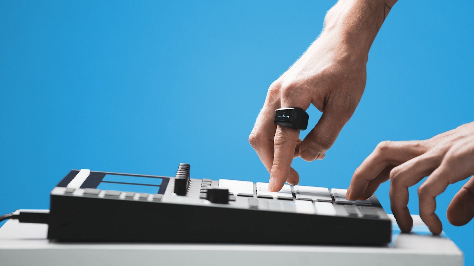 Genki Wave music ring lets you control musical arrangements with gesture control