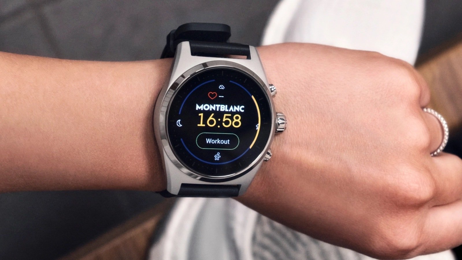 Montblanc Summit Lite smartwatch has a timeless, luxurious design