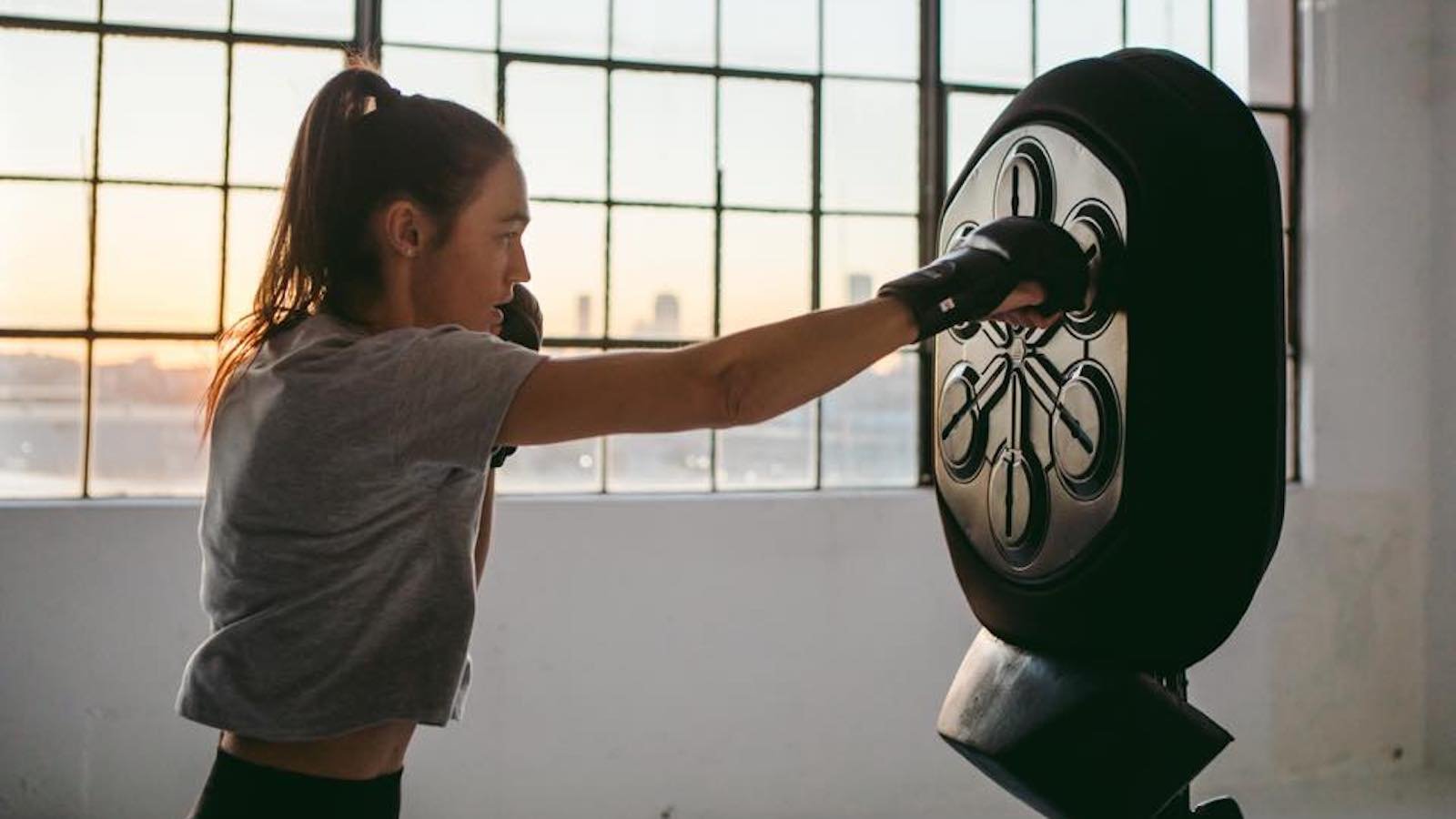 This Liteboxer boxing machine offers workouts from trainers
