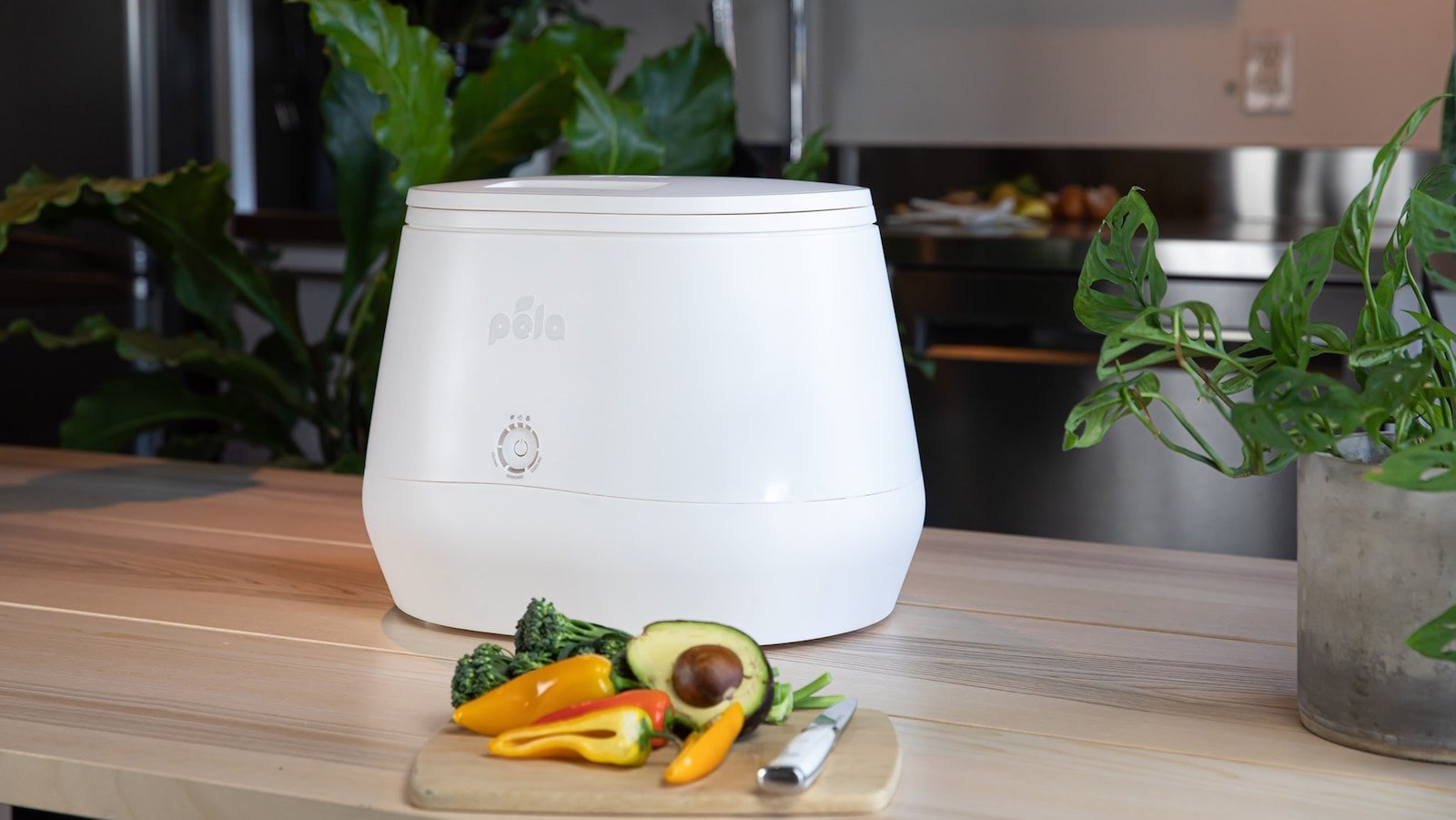 Pela Lomi kitchen composter turns food scraps into healthy compost to reduce your waste