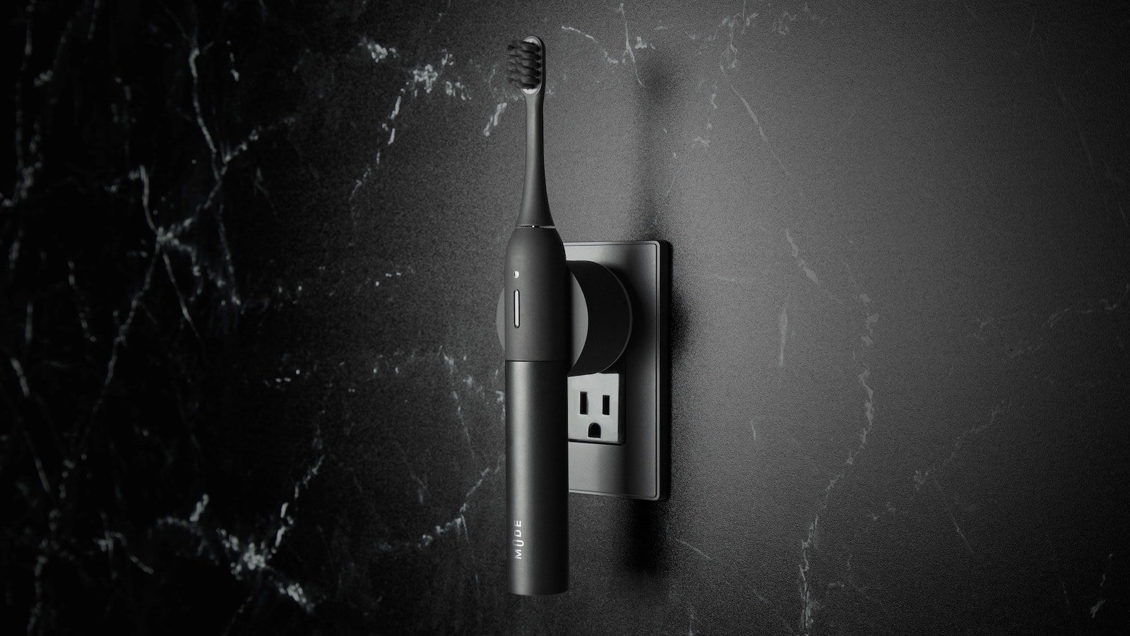 Mode wireless charging toothbrush has a luxurious design that docks magnetically