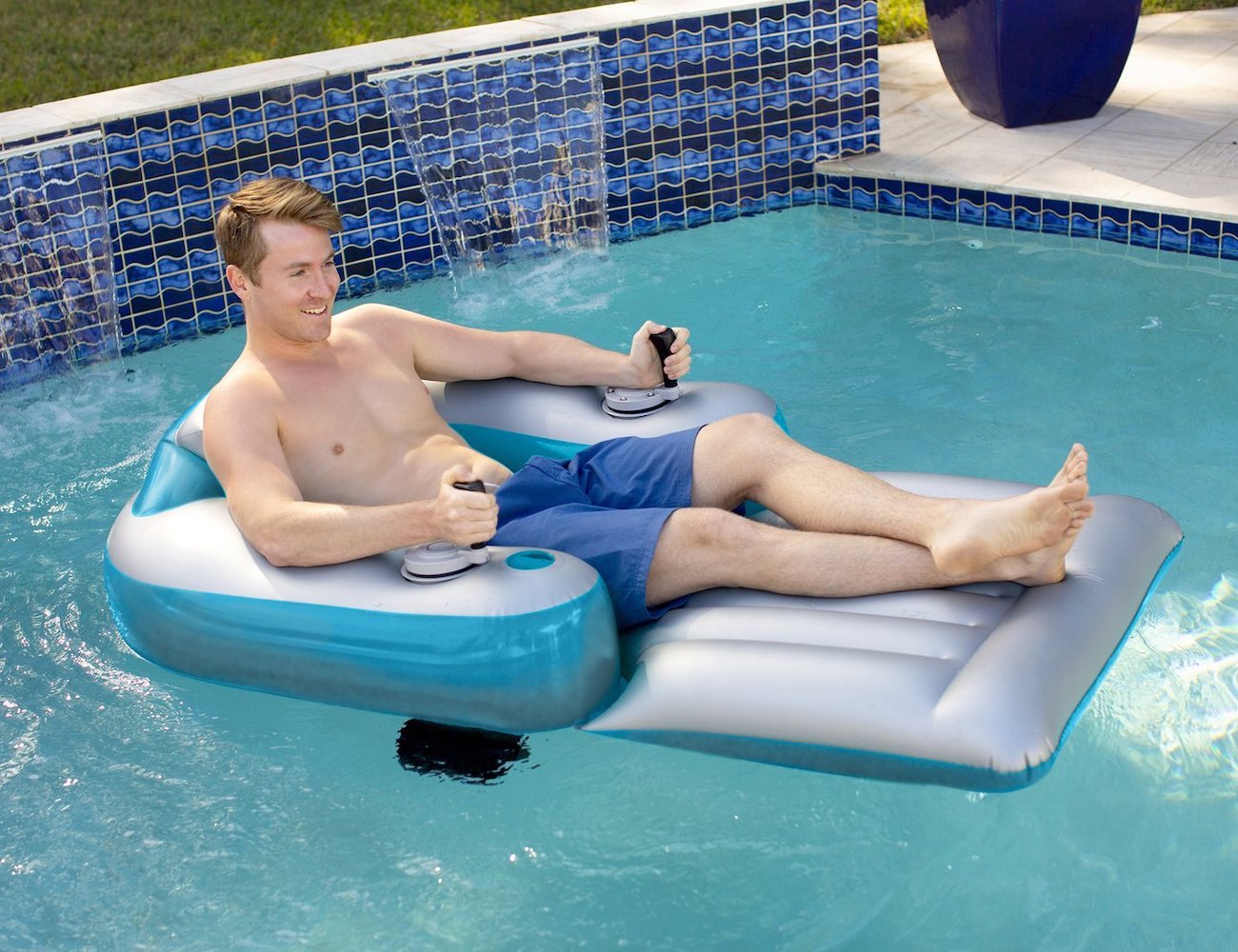 PoolCandy Splash Runner Motorized Luxury Pool Lounger moves where you want
