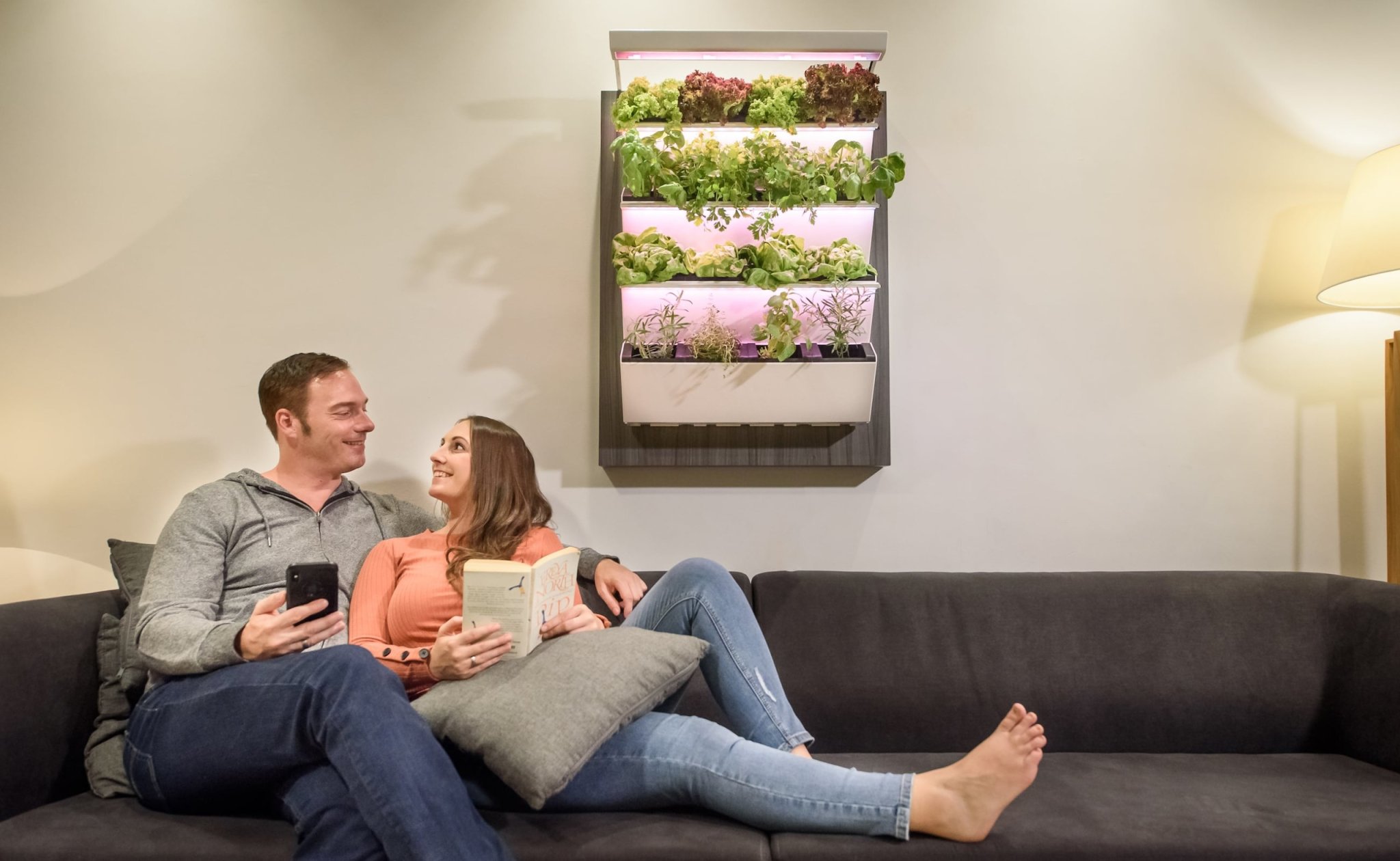 Herbitat Smart Hydroponic Indoor Garden lets you grow your own produce easily at home