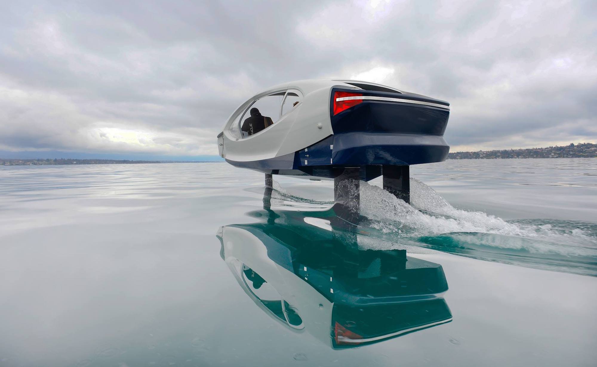 SeaBubbles The Bubble Autonomous Water Vehicle creates no emissions