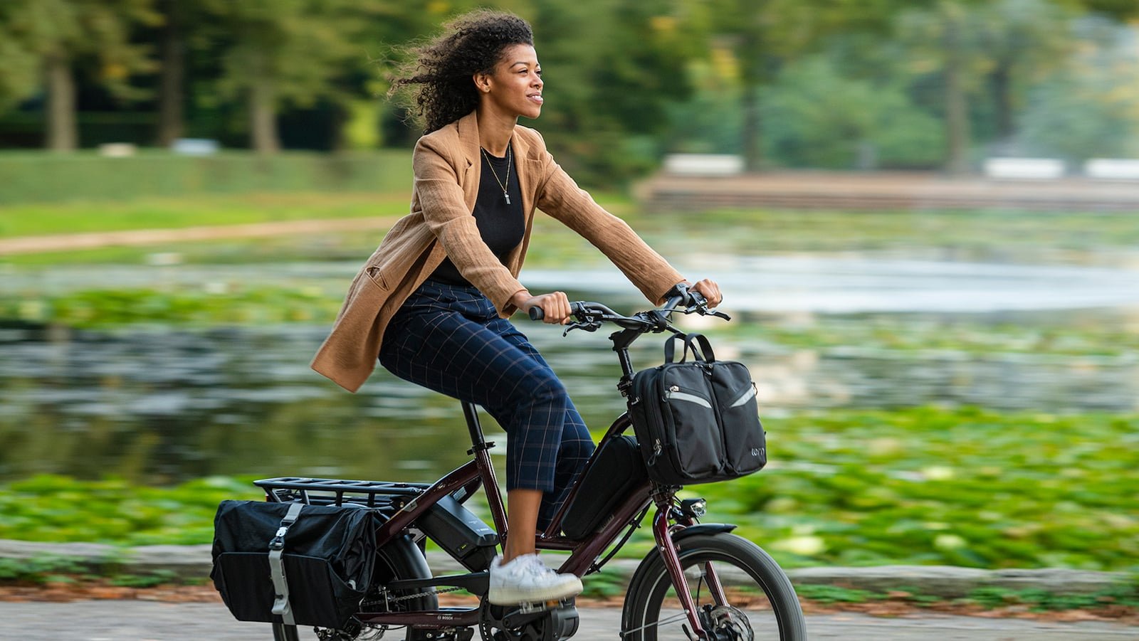 Tern Quick Haul practical eBike series is compact and transports both cargo and passengers