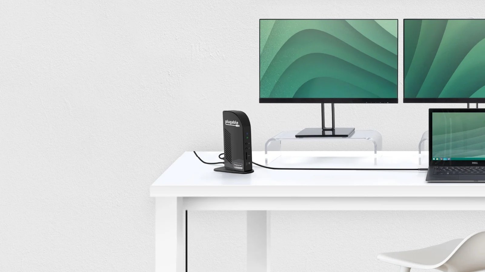 Plugable USB-C Triple Display Docking Station perfectly combines versatility and comfort