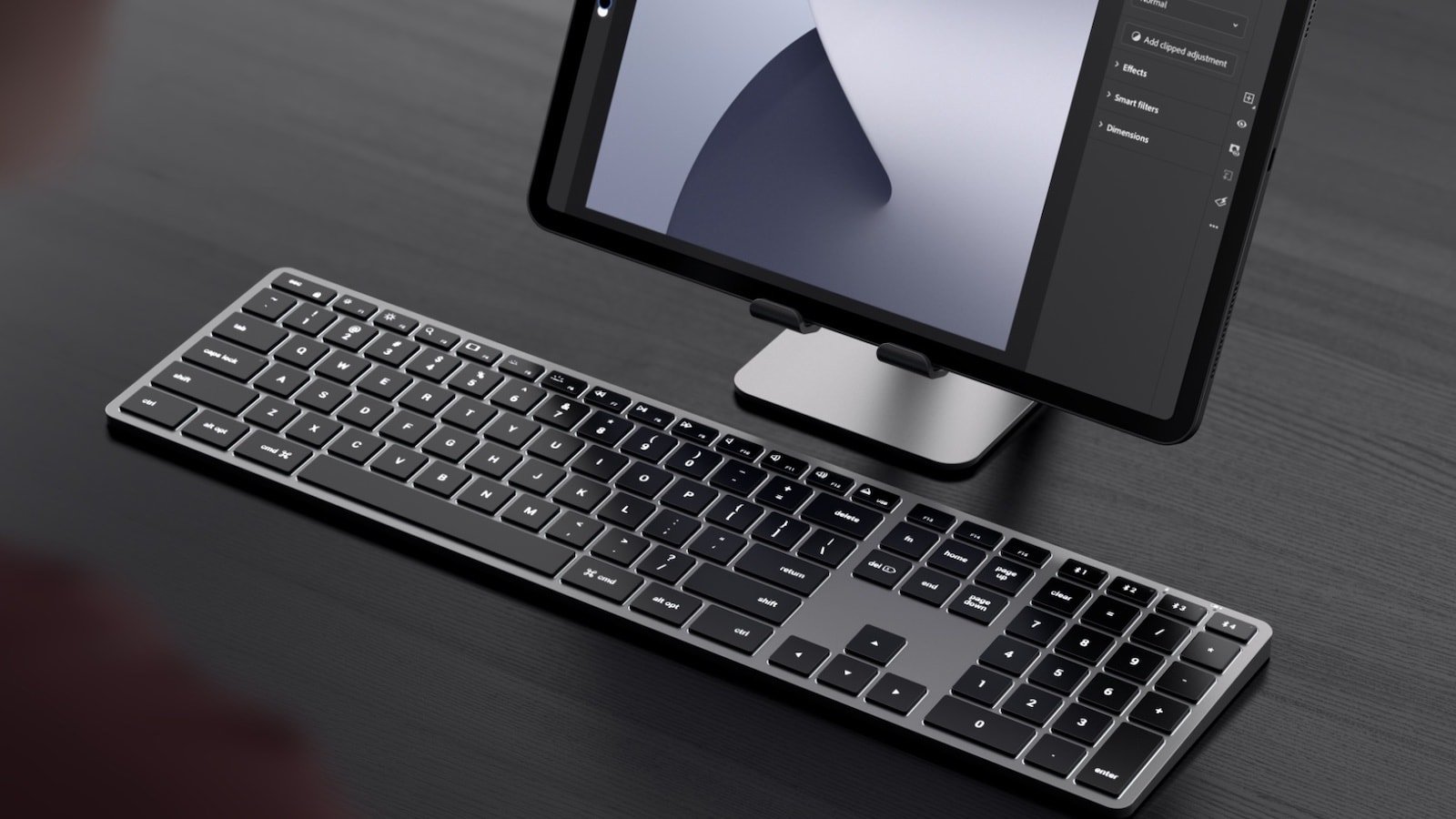 Satechi Slim X3 Bluetooth Backlit Keyboard has a rechargeable battery