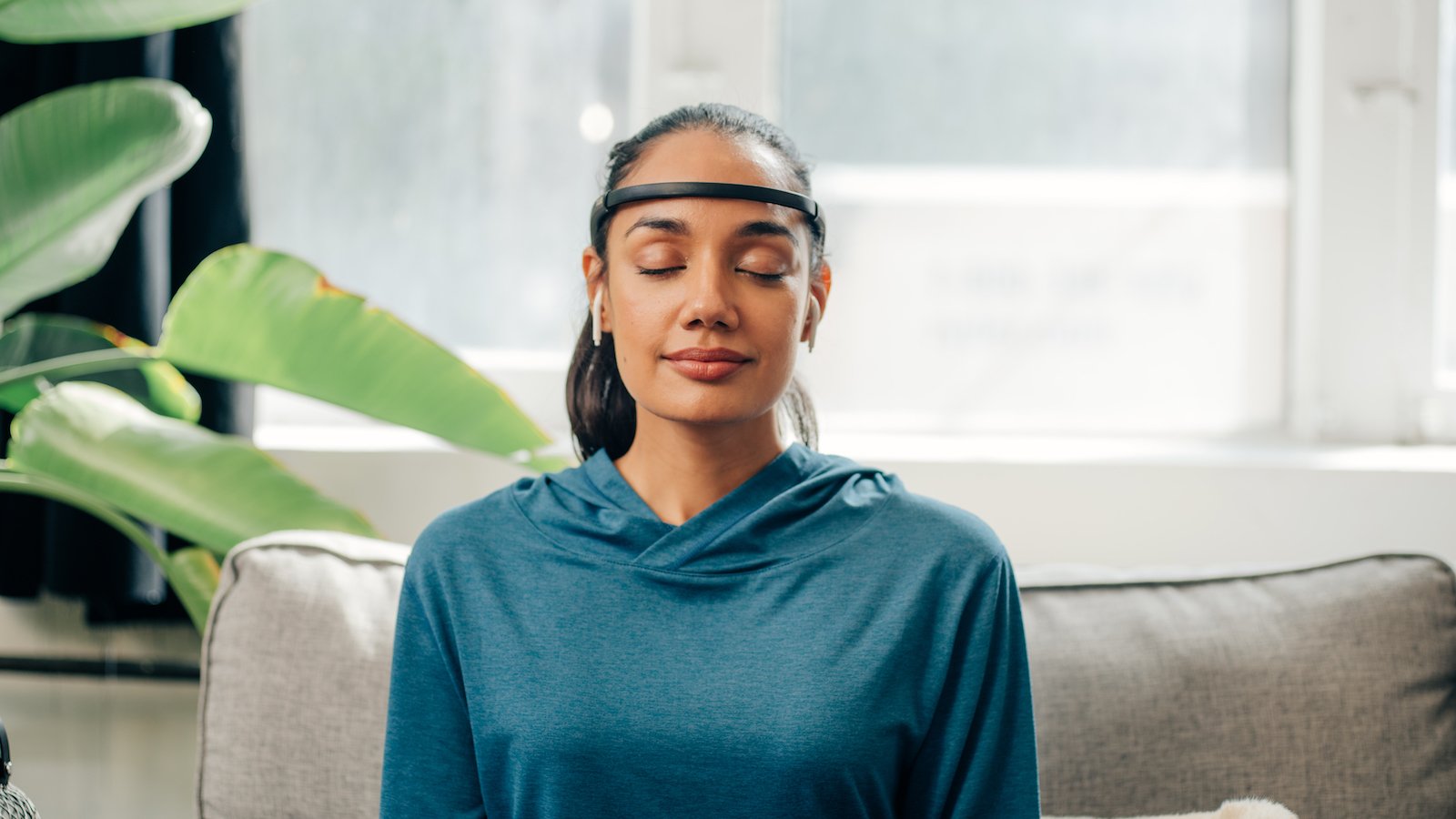 Muse 2 Meditation Headband monitors your breathing technique
