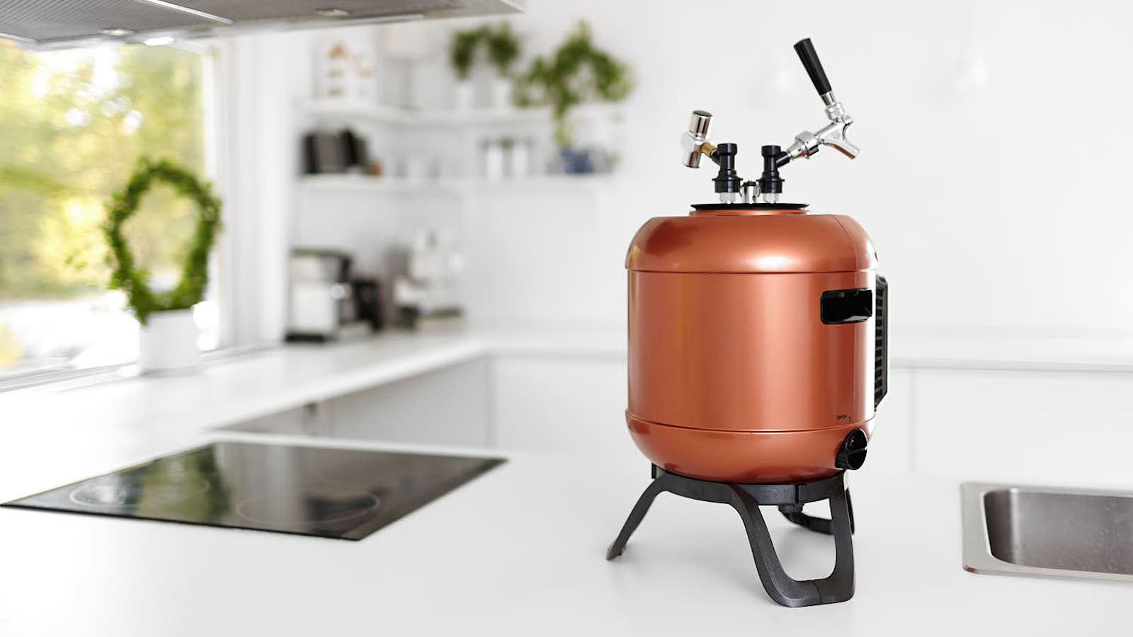 MiniBrew Craft smart beer machine is an all-in-one brewer