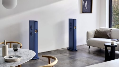 KEF LS60 Wireless high-fidelity speakers allow you to stream in virtually any format