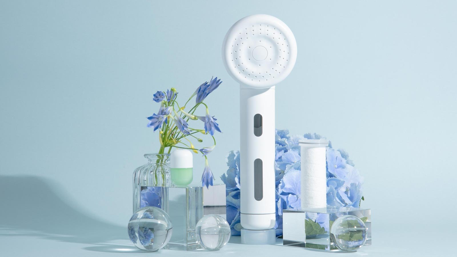 H201 SHIFT The Starter Kit aromatherapy shower head takes your showers to the next level
