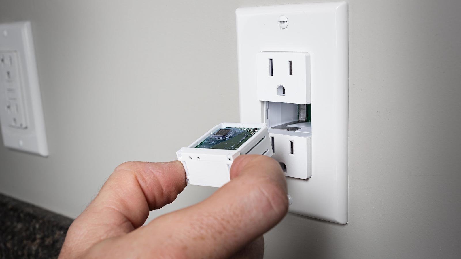 Swidget smart home plugin inserts can control temperature, humidity, and more
