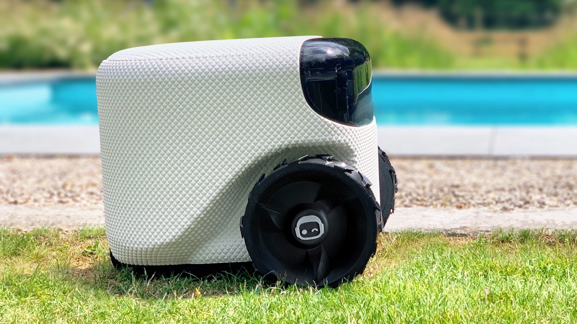 Toadi Autonomous Lawn Robot is intelligent because it’s powered by AI