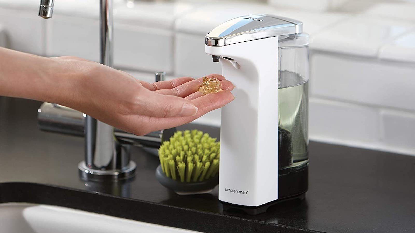 simplehuman Liquid Sensor Pump provides fast and accurate soap dispensing in 0.2 seconds