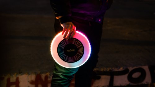 miBee smart LED flying disc has a gyroscope & lets you choose different lighting modes