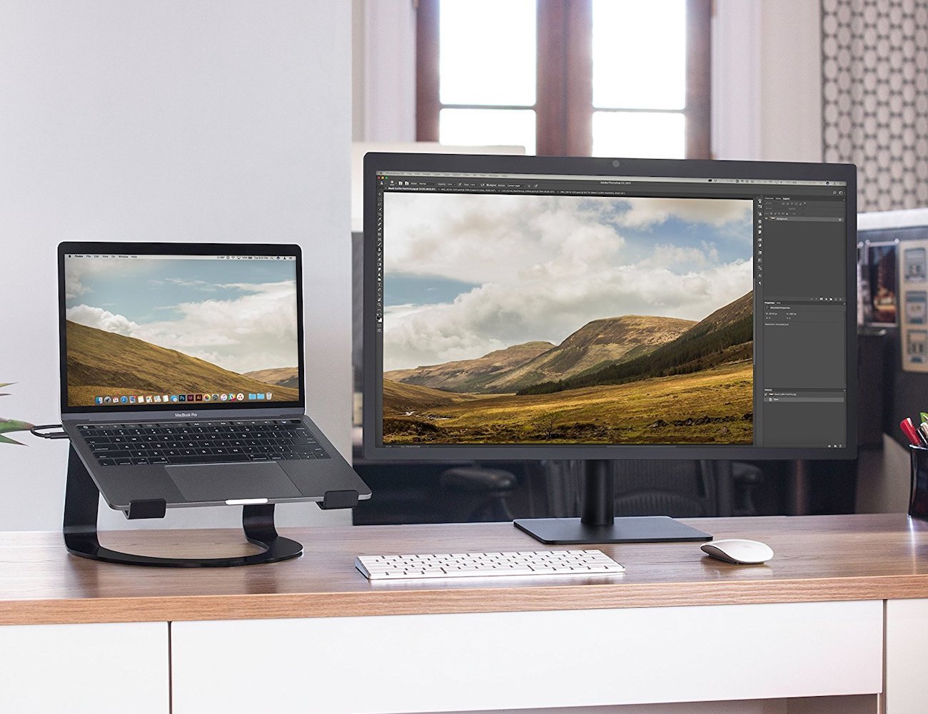 Twelve South Curve MacBook Desktop Stand