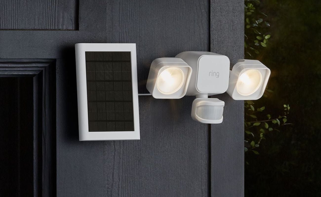 Ring Smart Lighting Solar illuminates your outdoors with maximum efficiency