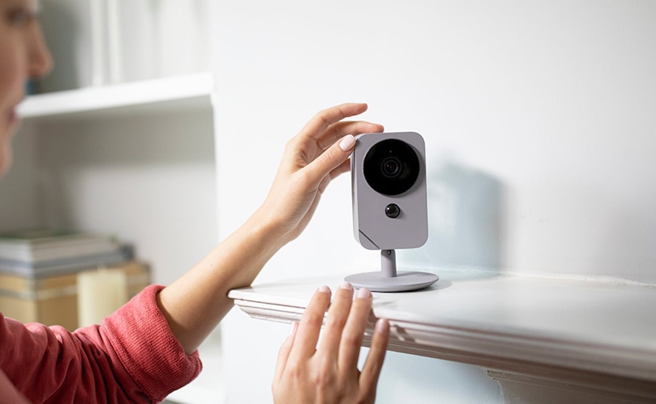Blue Indoor HD security camera lets you see and speak to anyone inside your house