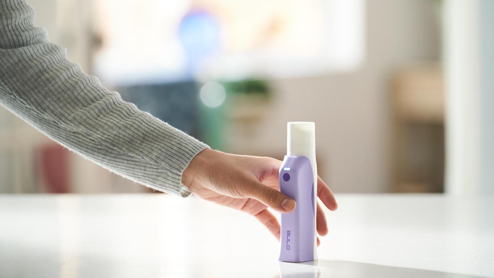 Breathings BULO breathing training assistant tracks and improves your lung health