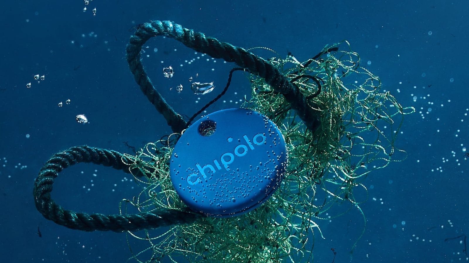 Chipolo ONE Ocean Edition key finder is made from recycled fishing nets