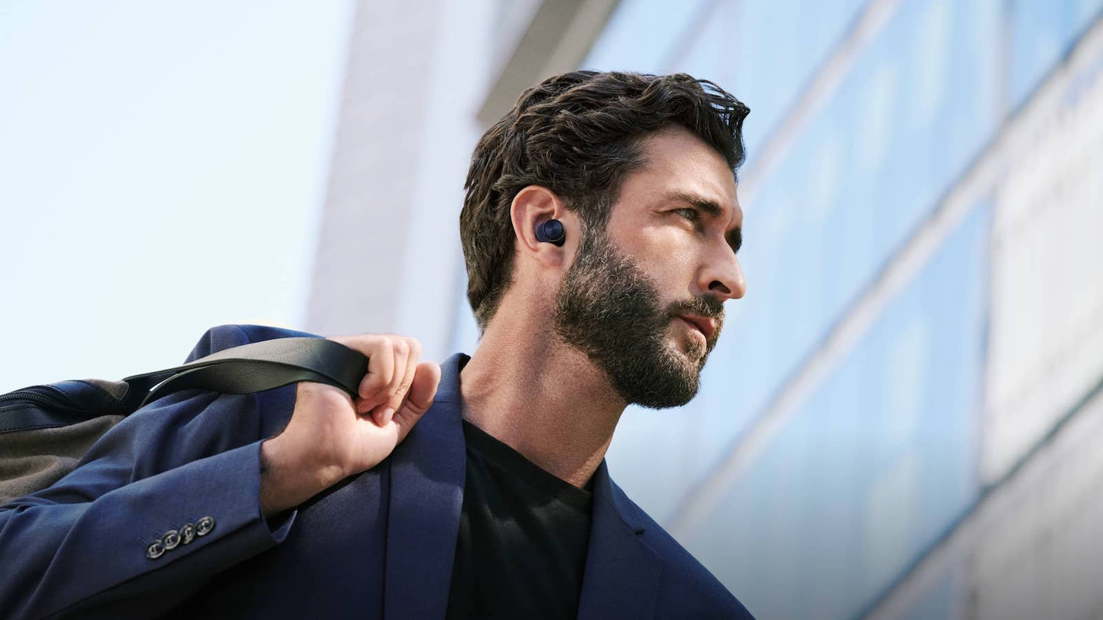 Bowers & Wilkins Pi7 S2 in-ear wireless earbuds boast a wireless audio retransmission case