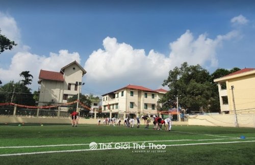 sân bóng Quảng An - Tây Hồ ,Hà Nội