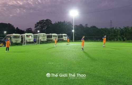 sân bóng đá Đông Đô Tây Hồ - Tây Hồ, Hà Nội