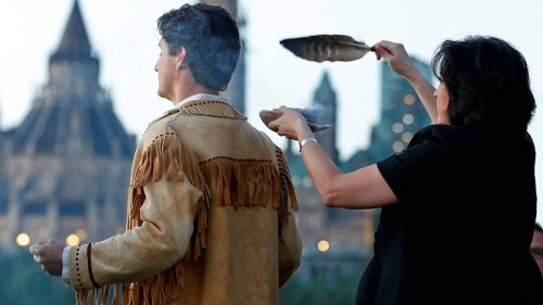 PM observes Aboriginal Day sunrise ceremony wearing father's buckskin