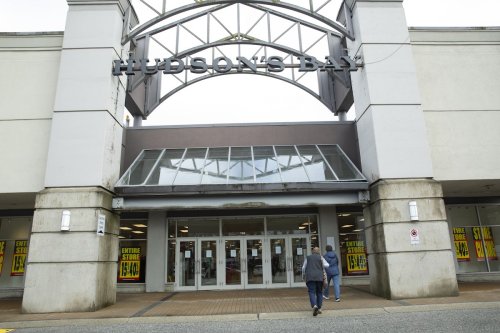 Hudson’s Bay leases draw interest from bidders