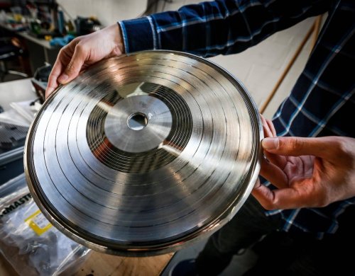 Vinyl revival: Canadian company reinvents the record pressing plant