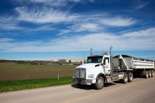 Hundreds of Alberta truck drivers exempt from tighter safety rules