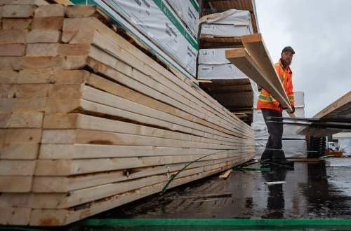 Lumber prices drop as interest in do-it-yourself renovations cools off